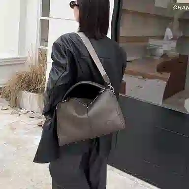 老人头 休闲百搭通勤 牛皮拼合成革 手提包 女款 多色