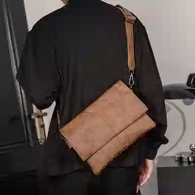 老人头 复古港风通勤简约时尚百搭斜挎包 合成革 单肩包 常规 男款 多色