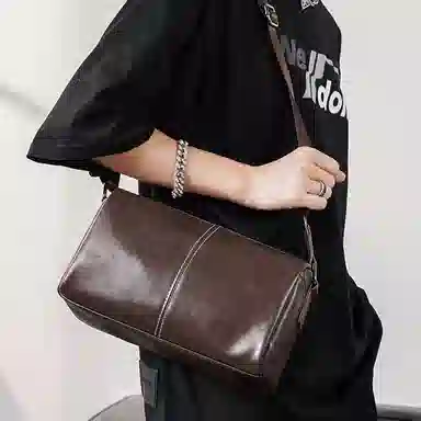 老人头 潮流简约通勤百搭高级感单肩包 合成革 斜挎包 男款 黑色/棕色