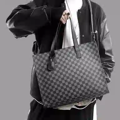 老人头 通勤百搭简约小众设计上班单肩包 合成革 斜挎包 男款 黑色-棋盘格