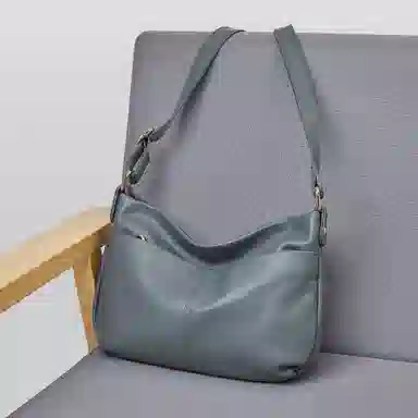 老人头 慵懒风休闲时尚百搭日常通勤柔软单肩包 牛皮革 斜挎包 常规 女款 黑色/浅蓝色/深杏色