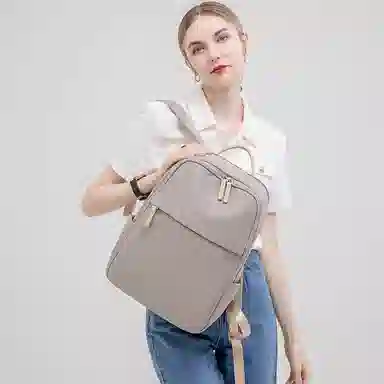 老人头 时尚简约轻便上班通勤短途旅行背包高中生大学生上课百搭 织物 双肩包 女款 经典黑/杏灰色