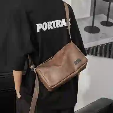 Oldman Head Boston Pillow Bag