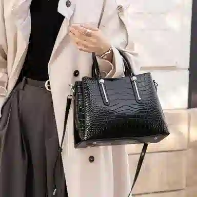 老人头 经典设计时尚百搭潮流高级感鳄鱼纹气质手提单肩包 头层牛皮 斜挎包 常规 女款 黑色/咖啡色/棕色