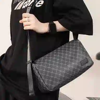 Oldman Head Boston Pillow Bag