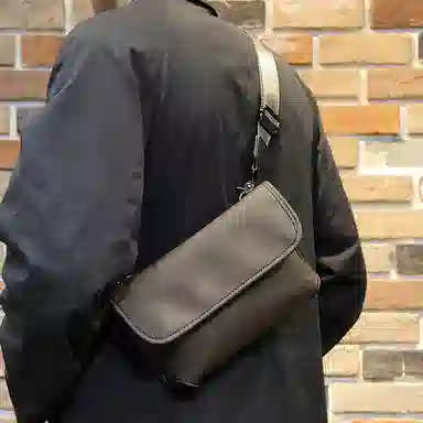 老人头 复古风经典时尚 合成革 斜挎包 男款 绿色