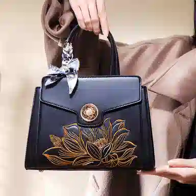 老人头 新中式刺绣国风时尚百搭妈妈包 合成革 托特包单肩斜挎手提包 女款 多色