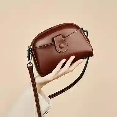 老人头 时尚简约百搭 头层牛皮 单肩斜挎包 常规 女款 黑色/白色