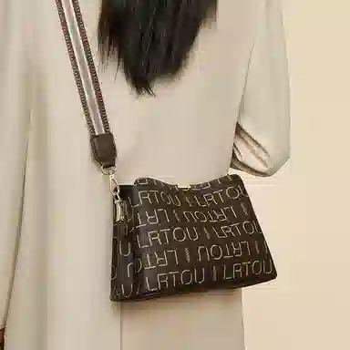 老人头 经典复古印花简约时尚休闲大气单肩包 合成革 斜挎包 常规 女款 咖色