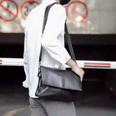 老人头 复古港风通勤简约时尚百搭斜挎包 合成革 单肩包 常规 男款 多色