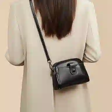 老人头 时尚简约百搭 头层牛皮 单肩斜挎包 常规 女款 黑色/白色