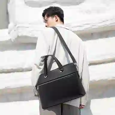 老人头 时尚商务通勤大容量斜挎包 头层牛皮 公文包 男款 黑色