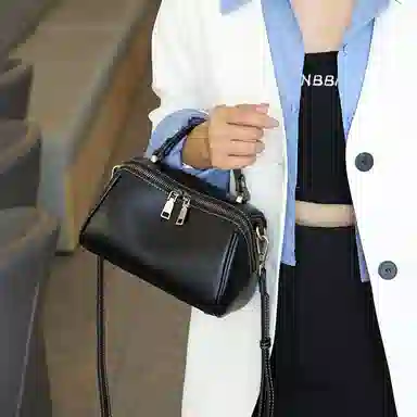 老人头 简约通勤百搭小众设计高级质感 牛皮 单肩斜挎手提包 女款 多色