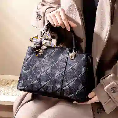 老人头 新中式简约百搭通勤上班中年妈妈托特包 合成革 单肩斜挎手提包 女款 多色