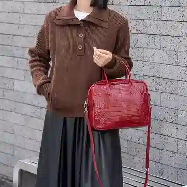 老人头 复古经典鳄鱼纹设计简约时尚单肩斜挎包 牛皮革 手提包 常规 女款 黑色/红色/棕色