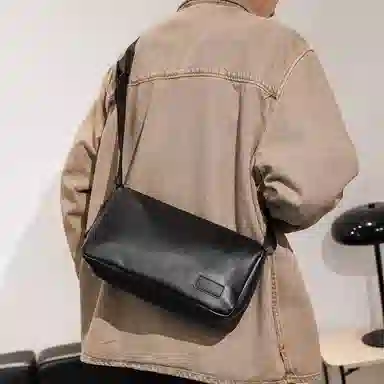 Oldman Head Boston Pillow Bag