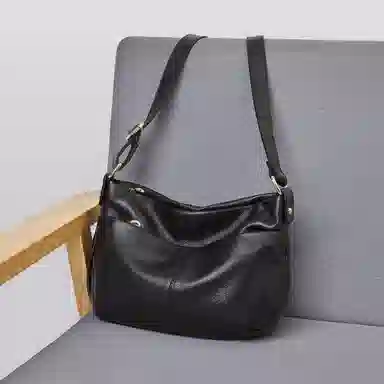 老人头 慵懒风休闲时尚百搭日常通勤柔软单肩包 牛皮革 斜挎包 常规 女款 黑色/浅蓝色/深杏色