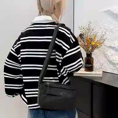 老人头 百搭休闲通勤枕头包轻便实用运动骑行 织物 斜挎包 女款 多色