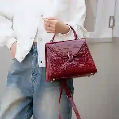 老人头 时尚气质百搭通勤鳄鱼纹 头层牛皮 斜挎手提包 女款 多色