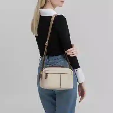 老人头 通勤百搭柔软褶皱设计小众设计感休闲 牛津纺 斜挎包 女款 赫本黑/果仁杏