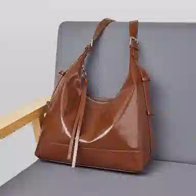 老人头 复古时尚通勤高级质感休闲百搭小众设计腋下包 牛皮革 单肩包 常规 女款 黑色/咖啡色/焦糖色