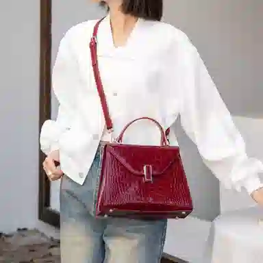 老人头 时尚气质百搭通勤鳄鱼纹 头层牛皮 斜挎手提包 女款 多色