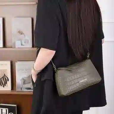 老人头 时尚鳄鱼纹百搭柔软高级质感 牛皮革拼合成革 单肩包 常规 女款 多色