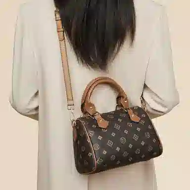 老人头 法式复古日常通勤时尚百搭波士顿包 合成革 手提包 常规 女款 咖色