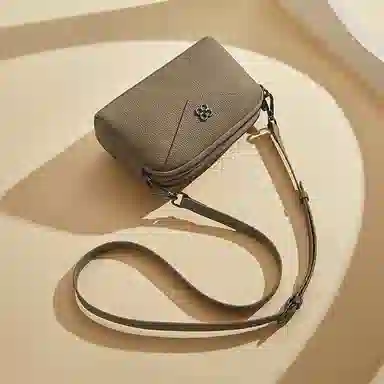 老人头 简约高级感百搭 牛皮拼合成革 单肩包 女款 黑色