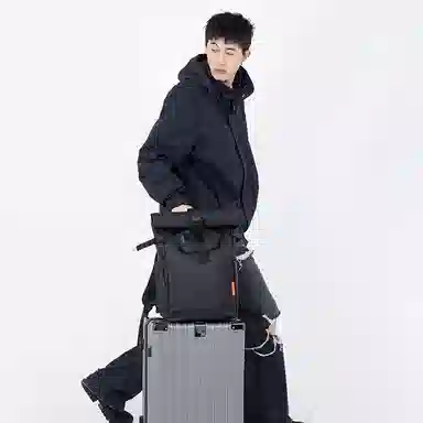 老人头 机能工装风大容量折叠扩容出差旅行 合成革 双肩包 常规 男女同款情侣款 黑色/灰色/浅灰色