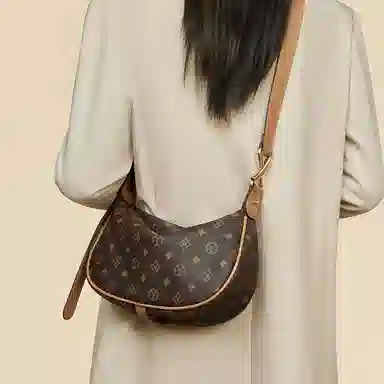 老人头 经典时尚百搭通勤老花饺子包 合成革 斜挎单肩包 常规 女款 咖色