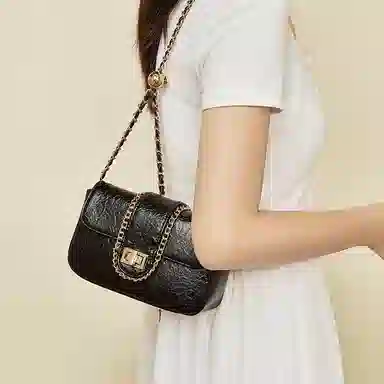 老人头 经典时尚通勤简约高级感休闲百搭链条包  合成革 斜挎包 常规 女款 黑色/白色