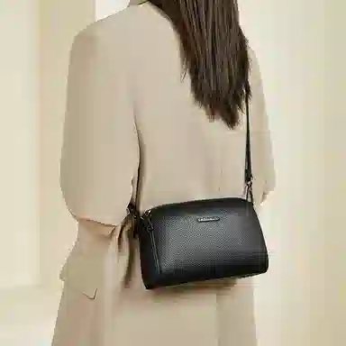 老人头 简约大气纯色优雅气质通勤百搭 头层牛皮 斜挎包 女款 黑色/红色