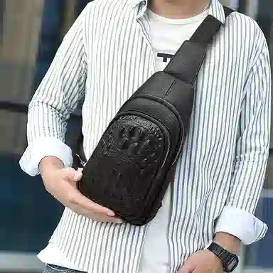 老人头 休闲简约通勤百搭 头层牛皮 胸包 男款 黑色