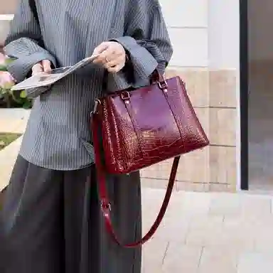 时尚经典 老人头 百搭休闲通勤鳄鱼纹气质妈妈包 头层牛皮 单肩手提包 女款 多色