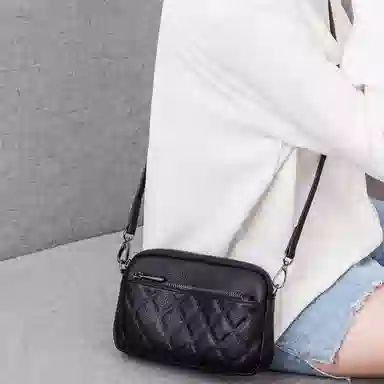 老人头 休闲通勤菱格高级感百搭经典 头层牛皮 单肩斜挎包 常规 女款 黑色/白色/卡其色