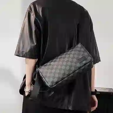 Oldman Head Boston Pillow Bag