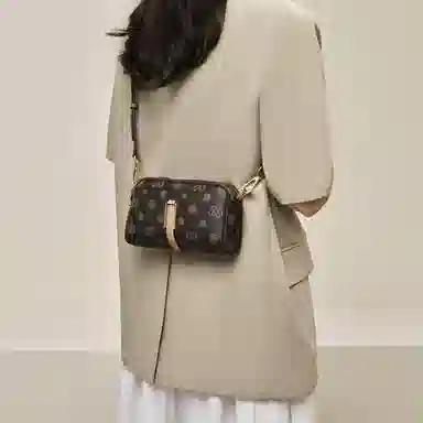 老人头 时尚高级感休闲百搭通勤 合成革 斜挎包 常规 女款 啡色