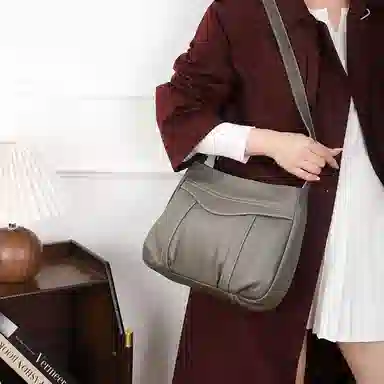 老人头 时尚百搭经典简约纯色高级质感日常通勤休闲百搭斜挎包 头层牛皮 单肩包 女款 多色