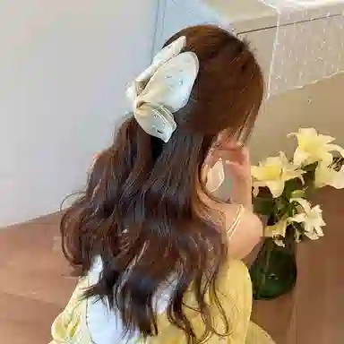 千桐 迷蝶温柔气质头饰 亮纱蝴蝶仙气法式抓夹 精致后脑勺鲨鱼夹 亚克力 发夹 女款