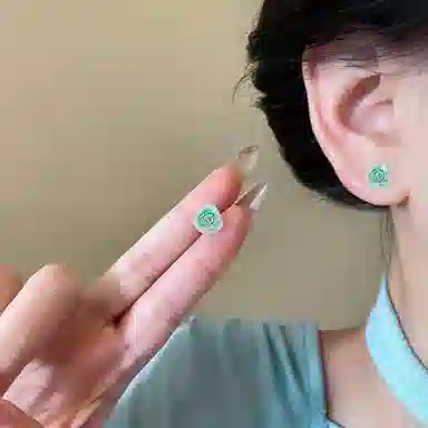 【鲜花耳饰套装】 千桐 甜美清新彩色花朵 小巧精致 不重样 防过敏养耳洞 塑料 耳钉 男女同款情侣款