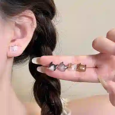 千桐 日系可爱猫咪脑袋耳饰套装 卡通小巧精致设计感学生 树脂 耳钉 女款