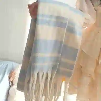 千桐 流苏浅蓝拼色条纹小清新温柔暖系晴空氛围感 涤纶、棉 绒线围巾 男女同款情侣款