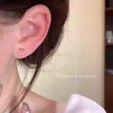 【花点时间】 千桐 甜美清新彩色花朵 小巧精致 不重样 防过敏养耳洞 塑料 耳钉 男女同款情侣款