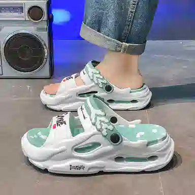 萌芽熊 两穿时尚踩屎感舒适 沙滩凉鞋 男女同款