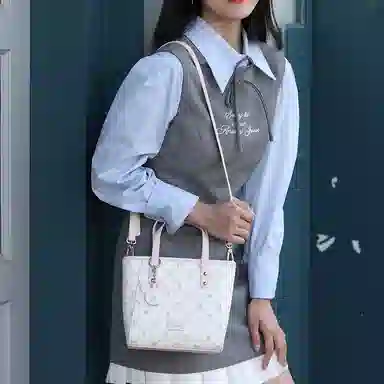 Disney Classic Mickey Tote Pink