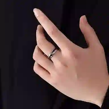 S925