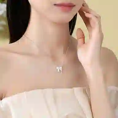 S925