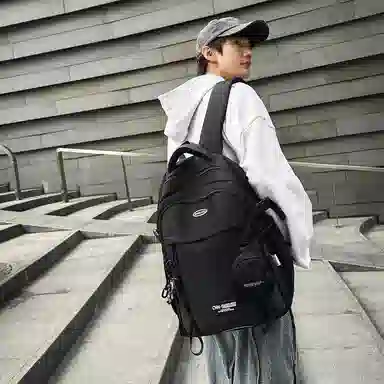 普乐威 潮酷高颜值 尼龙 双肩包 男女同款情侣款 几何/动漫/报纸/涂鸦/白色/黑色