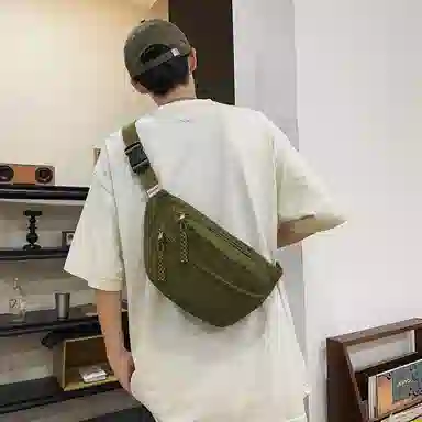 普乐威 日系轻便简约百搭百搭休闲运动骑行通勤 尼龙 胸包 男女同款情侣款 米白色/黑色/黄色/绿色/蓝色